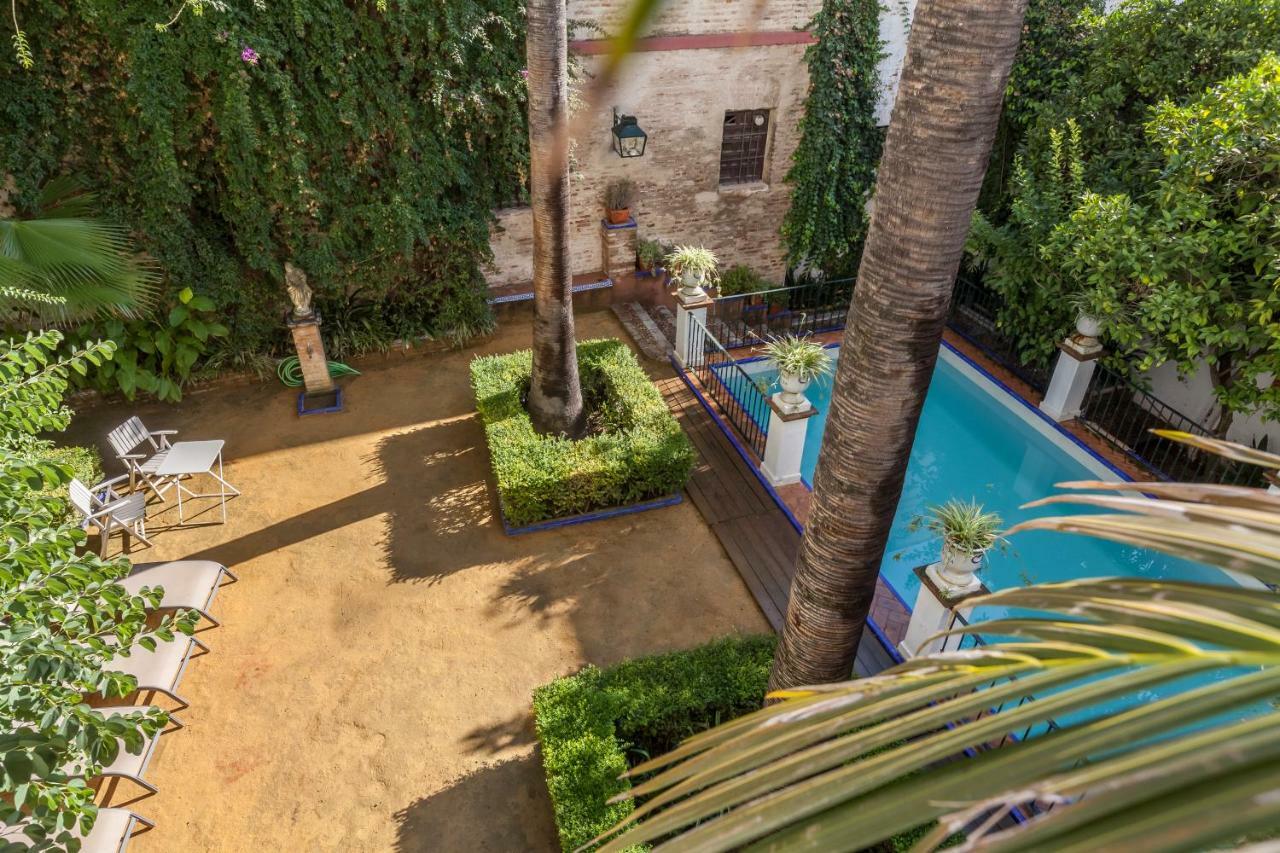 Villa Elvira, Exclusive Pool And Gardens In The Heart Of Sevilla 外观 照片