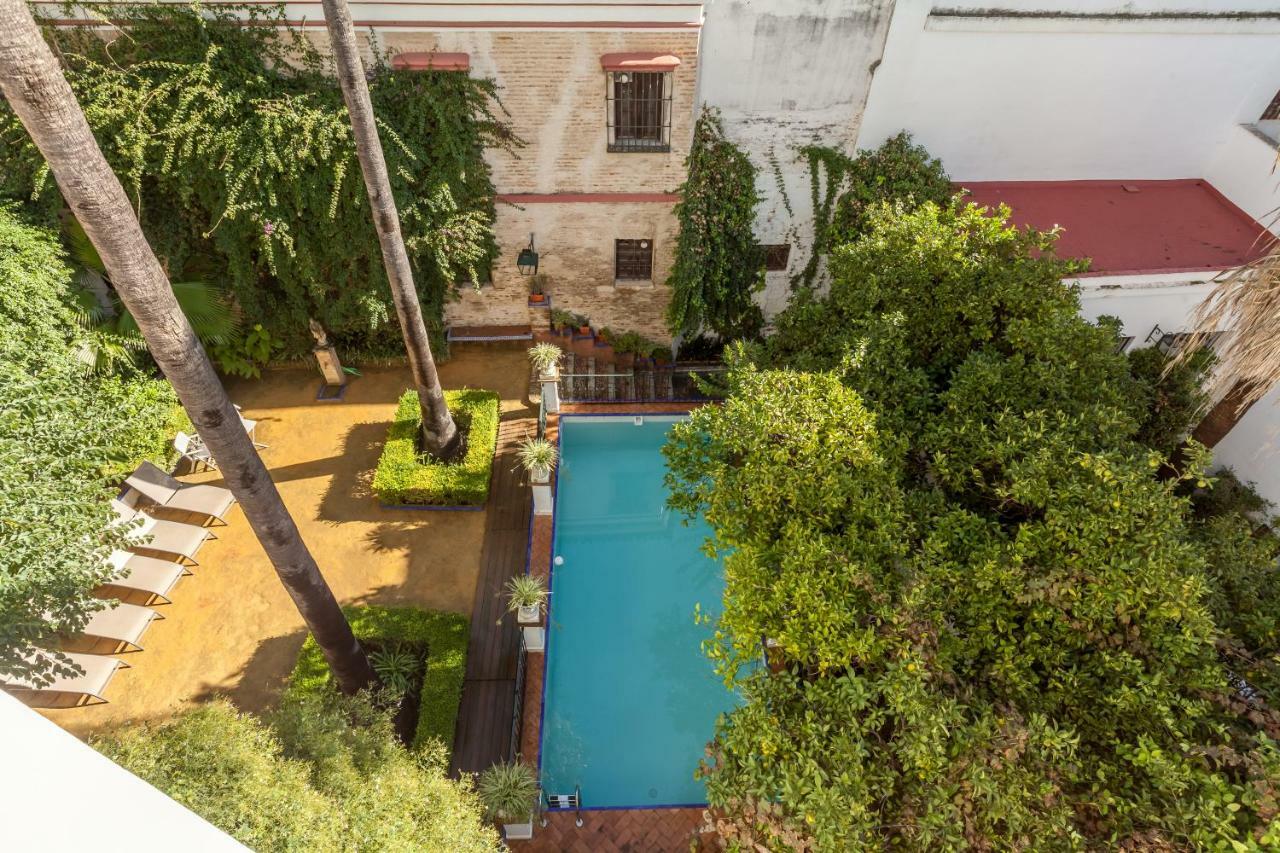 Villa Elvira, Exclusive Pool And Gardens In The Heart Of Sevilla 外观 照片