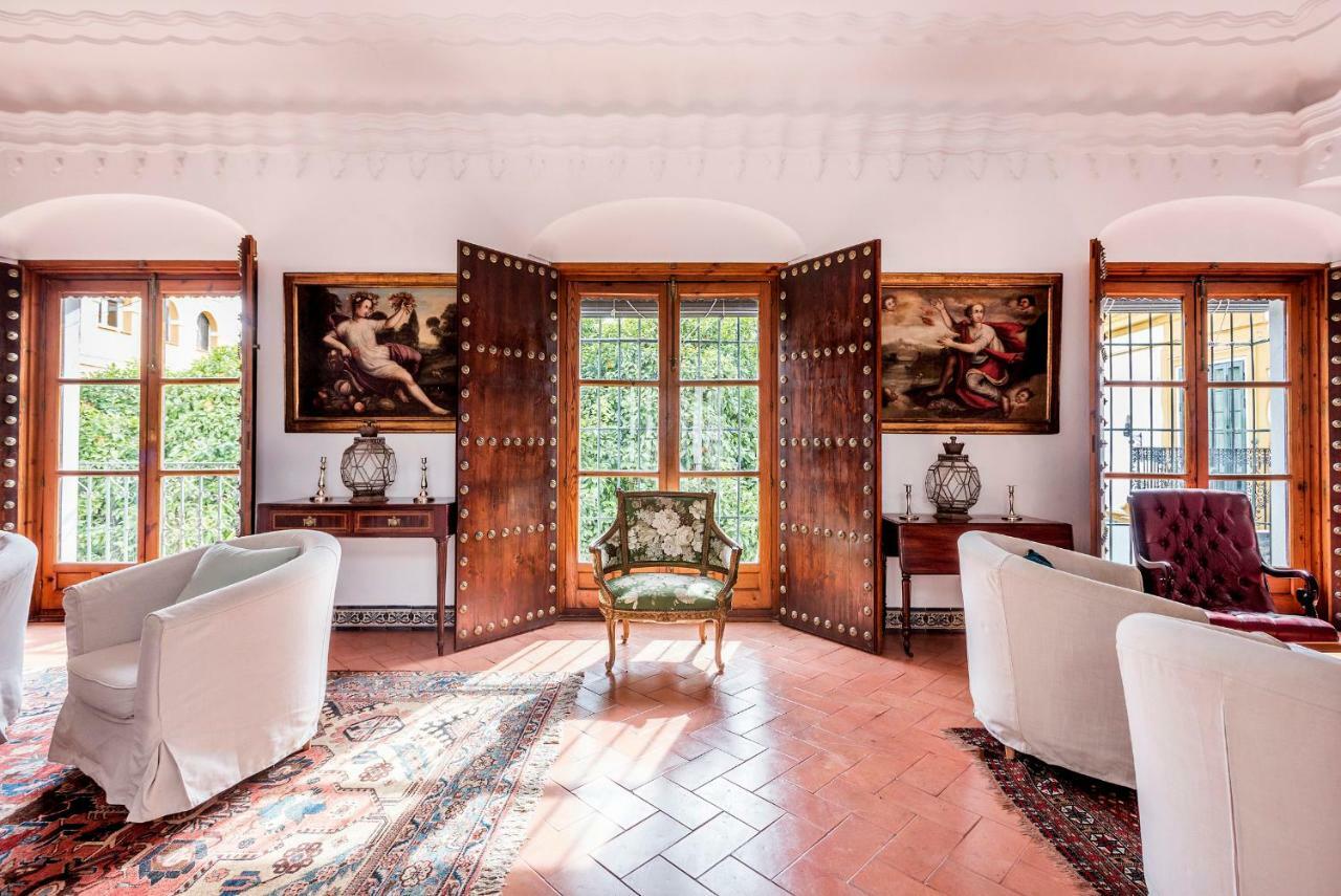 Villa Elvira, Exclusive Pool And Gardens In The Heart Of Sevilla 外观 照片