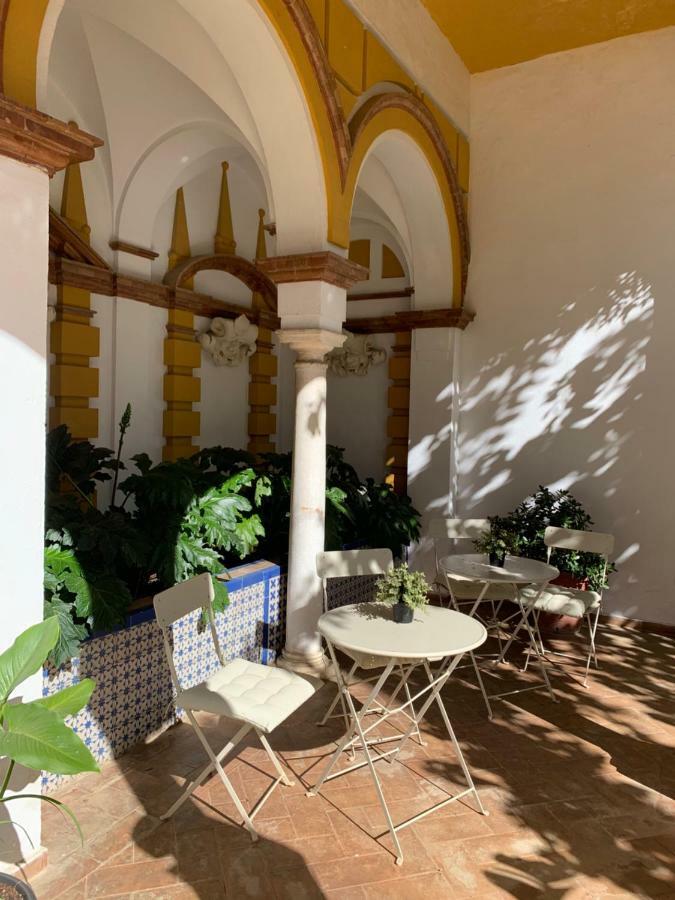 Villa Elvira, Exclusive Pool And Gardens In The Heart Of Sevilla 外观 照片