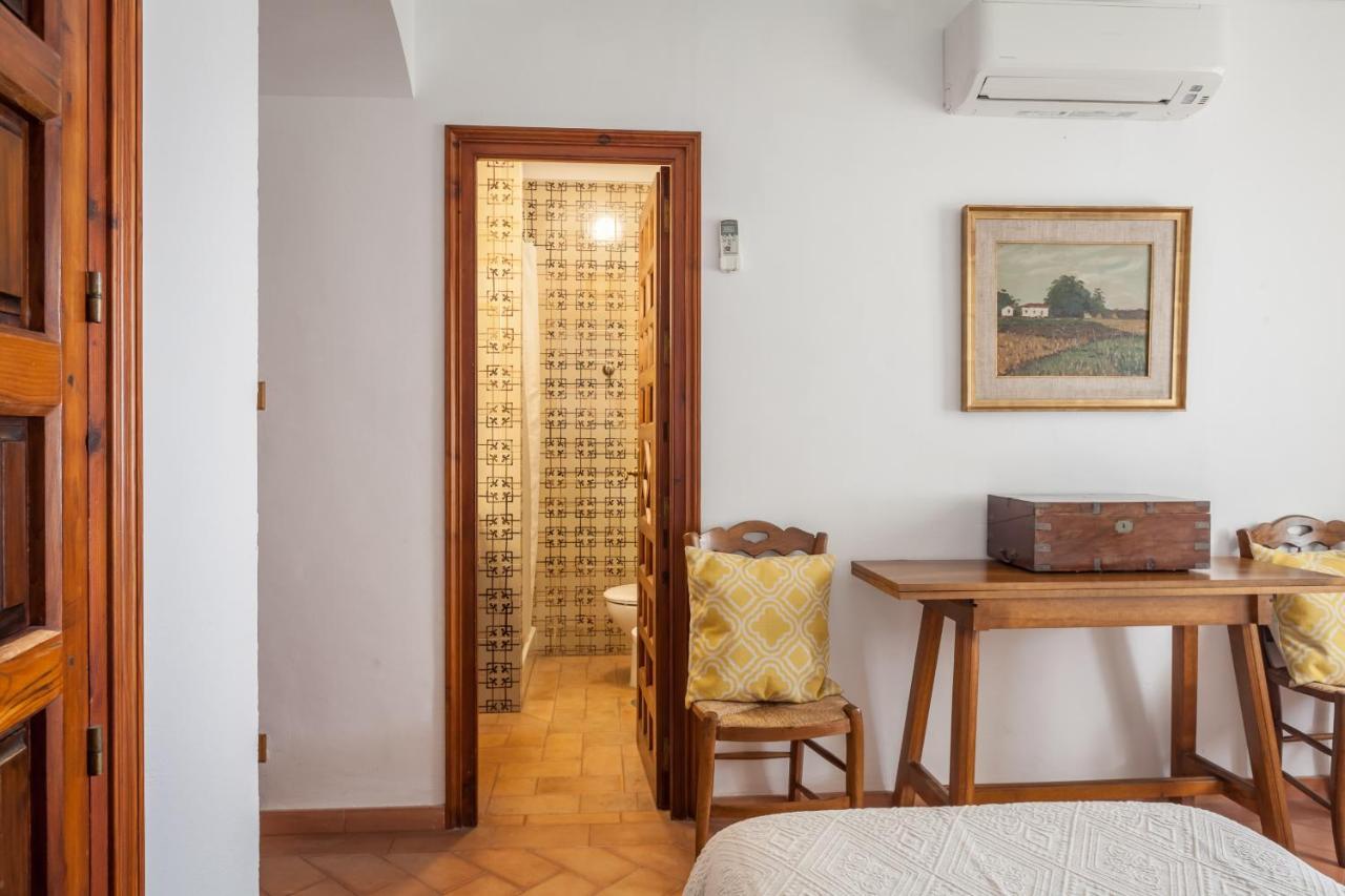 Villa Elvira, Exclusive Pool And Gardens In The Heart Of Sevilla 外观 照片