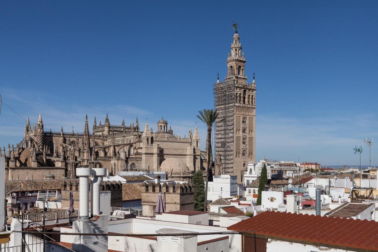 Villa Elvira, Exclusive Pool And Gardens In The Heart Of Sevilla 外观 照片