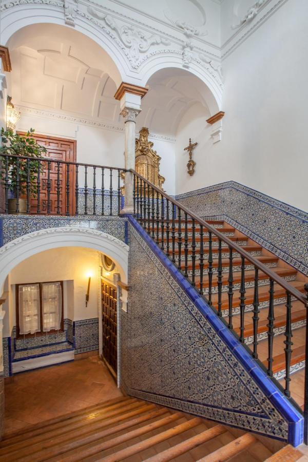 Villa Elvira, Exclusive Pool And Gardens In The Heart Of Sevilla 外观 照片