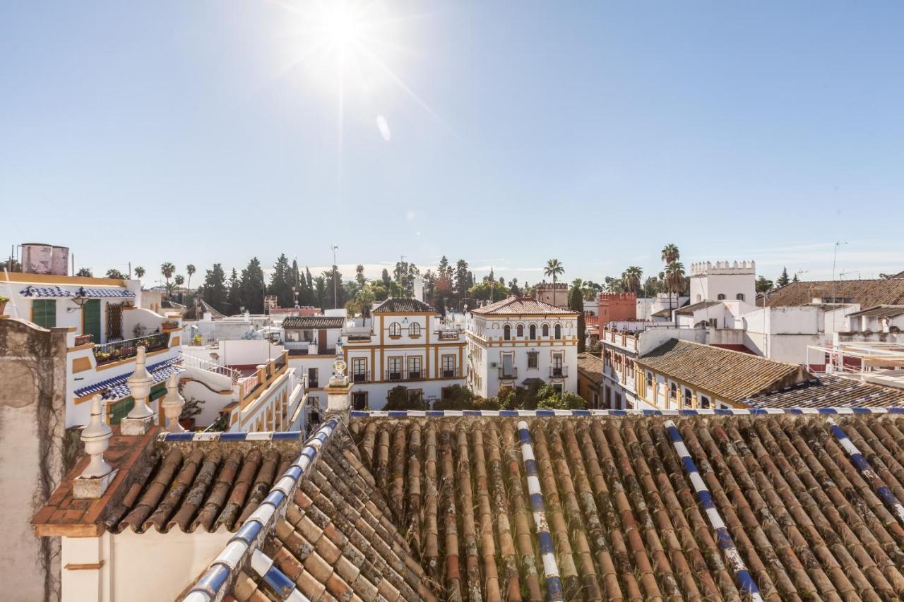 Villa Elvira, Exclusive Pool And Gardens In The Heart Of Sevilla 外观 照片