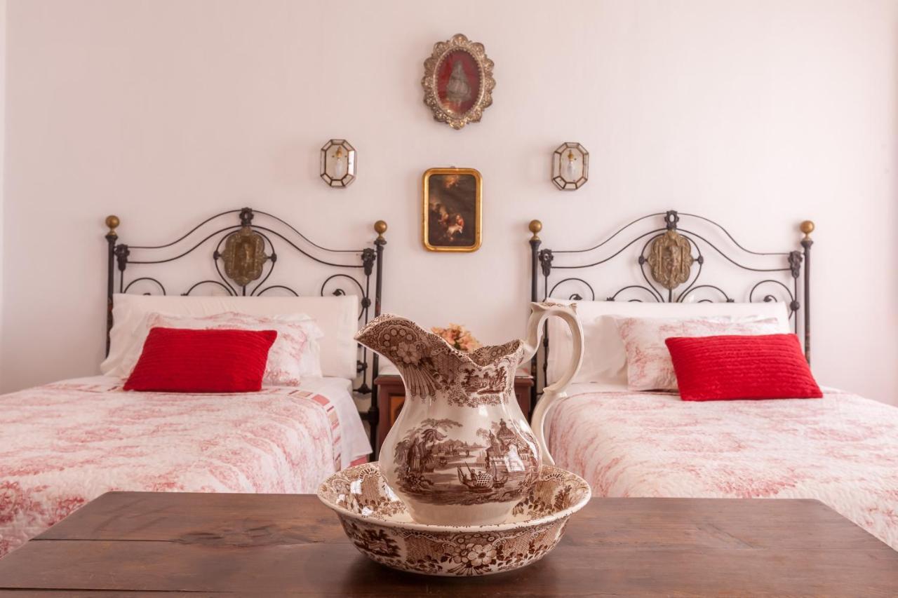 Villa Elvira, Exclusive Pool And Gardens In The Heart Of Sevilla 外观 照片